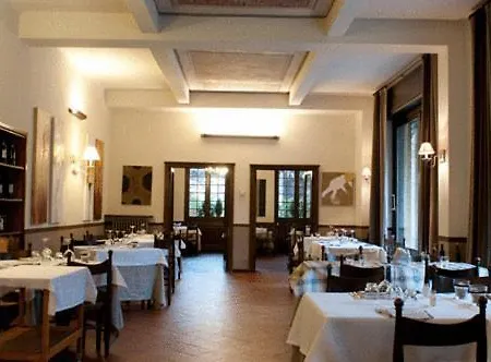 Hotel Ristorante Sant'eustorgio 3*